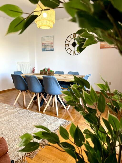 Seaview Penthouse On The Square Apartment Aigio Exterior foto